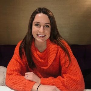 Meet your Posher, Caroline